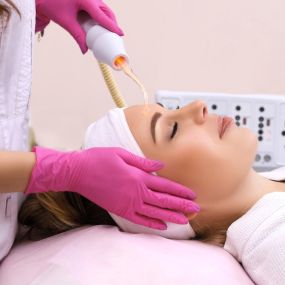 Bild von AMK Ausbildungscenter für medizinische & ästhetische Kosmetik