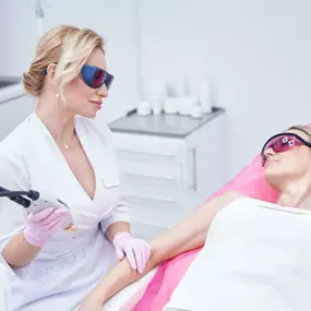 Bild von AMK Zürich  Ausbildungscenter für medizinische & ästhetische Kosmetik