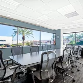 Bild von Regus - Scottsdale - Camelback Square