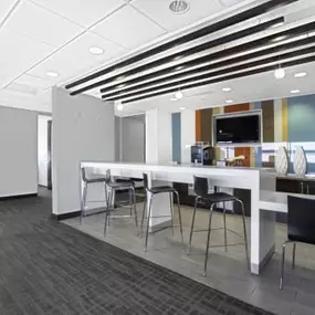 Bild von Regus - Scottsdale - Camelback Square