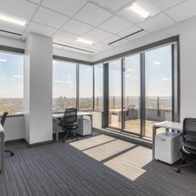 Bild von Signature by Regus - TX, Dallas - 5956 Sherry Lane