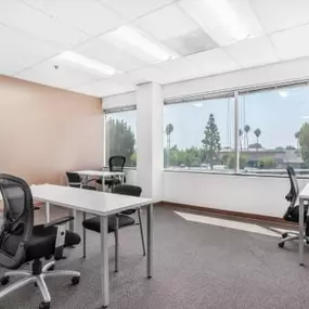 Bild von Regus - Bakersfield - 4900 California Avenue