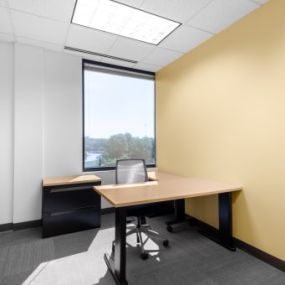 Bild von Regus - North Carolina, Charlotte - University Executive Park