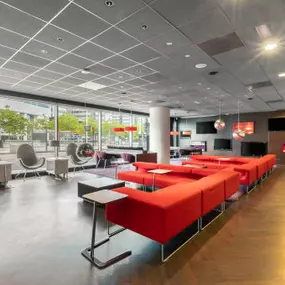 Bild von Regus Express - Schiphol, NS International - Regus Express