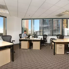 Bild von Regus -  San Diego - Emerald Plaza