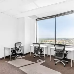 Bild von Regus -  Woodland Hills - Trillium Towers Center