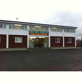 Bild von Huws Gray Brick Specialist Centre Llay