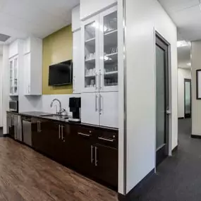 Bild von Regus -  Novato - Woodside Office Center