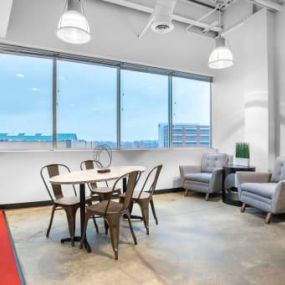 Bild von Regus - Kentucky, Louisville - Brownsboro Crossing