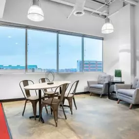 Bild von Regus - Kentucky, Louisville - Brownsboro Crossing