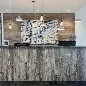 Bild von Regus - North Carolina, Mooresville - Langtree at the Lake