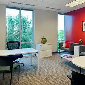 Bild von Regus - North Carolina, Charlotte - Perimeter Woods