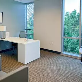 Bild von Regus - North Carolina, Charlotte - Perimeter Woods