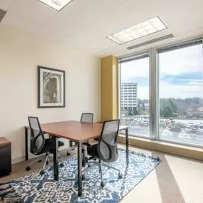 Bild von Regus - North Carolina, Charlotte - Southpark Fairview (Office Suites Plus)