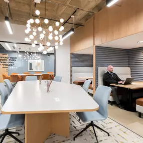 Bild von Spaces - Missouri, St Louis - Spaces Central West End