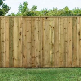 Our experienced crew is here to help your fence look its best.