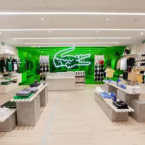 Lacoste Aeropuerto T4