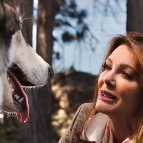 Lisa Venderpump staring at a Wolf for her Lake Tahoe restaurant.