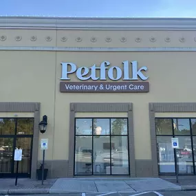 Bild von Petfolk Veterinary & Urgent Care - Vintage Park