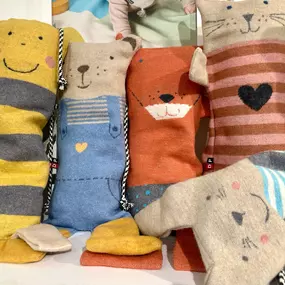 it’s an { ANIMAL }

????????????????????

it’s a { BLANKET }
. . . it’s both!

???? made from recycled t-shirts
???? functional & fun
???? great for trips
???? made in austria
???? limited quantities

#kidblankets #recycledtshirts #upcycledfabric #ecoFriendly #cozykids #sustainableliving #repurposedtextiles #softandcozy #uniquegifts #toddlergifts #babygifts #barefootstitches&gifts