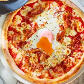 Italian Bacon & Egg Classic Pizza