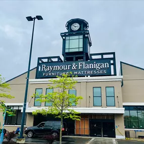 Bild von Raymour & Flanigan Furniture and Mattress Store