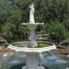 Fountain in Savannah GA park