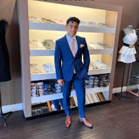 Bild von Dino's Suits & Tailoring