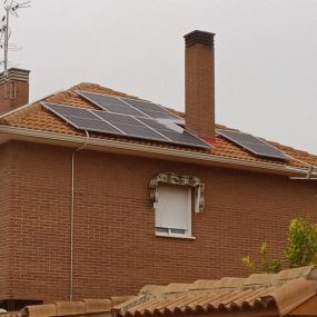 Bild von MERIDIONAL RENOVABLES Instalaciones. Creamos ESPACIOS SOSTENIBLES. ENERGÍAS RENOVABLES, AEROTERMIA, SOLAR