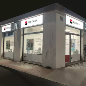 Bild von Fiditalia - Agenzia NAPOLI Piazza Duca degli Abruzzi