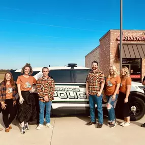 Happy Fall Y’all!

Thank you, Caddo Mills Police Department, for joining in on the fun this morning! Thankfully, Shasta was on her best behavior, so they decided to let her go.