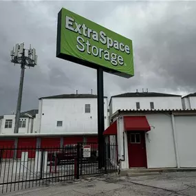 Alternate Beauty Image - Extra Space Storage at 9419 Buffalo Speedway, Houston, TX 77025