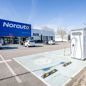 EVzen Station de recharge Norauto Angoulême La Couronne