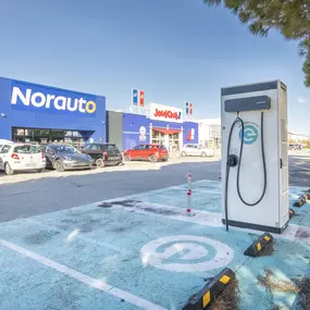 EVzen station de recharge Norauto Les Pennes Mirabeau