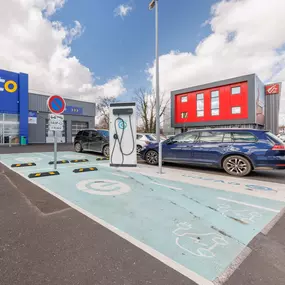 EVzen Station de recharge Norauto Clermont Ferrand - Aubière