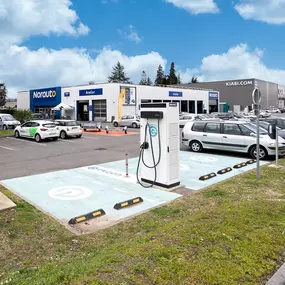 EVzen Station de recharge Norauto Pau Bizanos