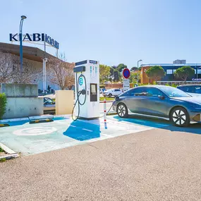 EVzen Station de recharge Norauto Martigues