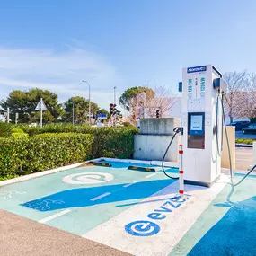 EVzen Station de recharge Norauto Martigues