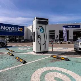 EVzen Station de recharge Norauto La Garde