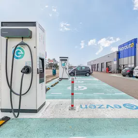 EVzen Station de recharge Norauto Saint Priest