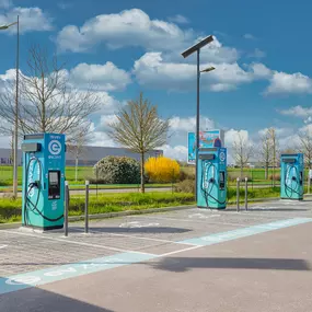 EVzen Station de recharge Zone commerciale Aeromia Romilly-sur-Seine