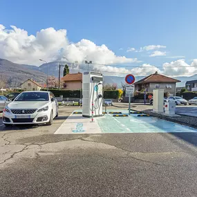 EVzen Station de recharge Norauto Chambéry