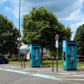 EVzen Station de recharge Bi1 Pont de Vaux Saint Bénigne