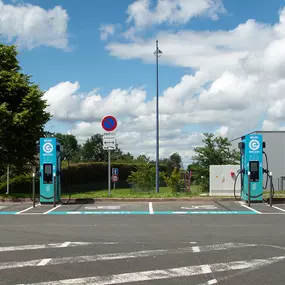 EVzen Station de recharge Bi1 Pont de Vaux Saint Bénigne