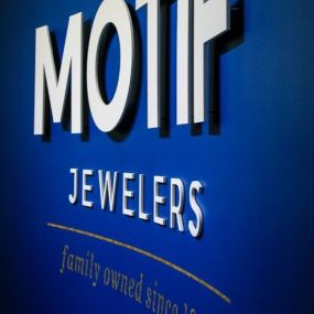 Bild von Motif Jewelers