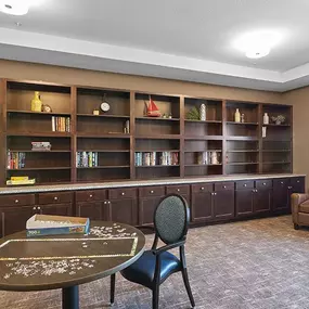 Library - Hampton Manor of Vanburen Assisted Living Community in Michigan