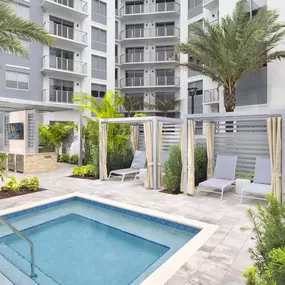 Heated Whirpool Spa at The Marc Luxury Apartments in Palm Beach Gardens FL