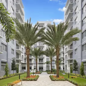 Garden Courtyard at The Marc Luxury Apartments in Palm Beach Gardens FL