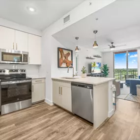 Open-Concept Floor Plans at Vista Sur luxury apartments in Naranja, FL