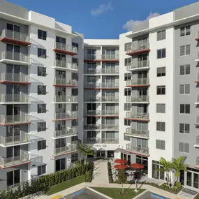 Exterior at Vista Sur luxury apartments in Homestead, FL